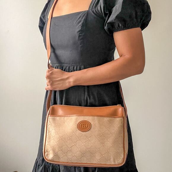 Vintage GUCCI Tan Leather and Canvas Crossbody Bag - Picture 12 of 13